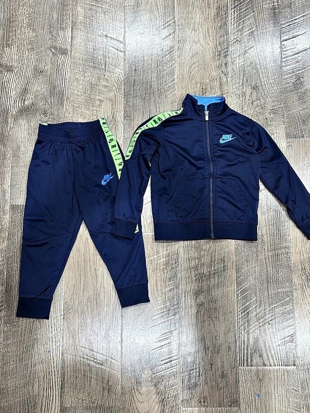 Nike Tape Tracksuit Set Boys 2-3YRS Navy Athletic Set Like New